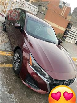 نيسان ألتيما